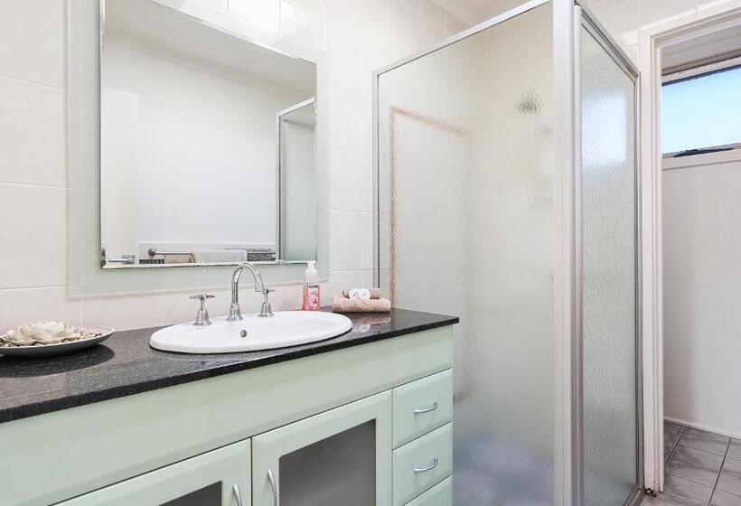 침실 2개 디럭스 아파트, Lakeside Holiday Apartments Merimbula