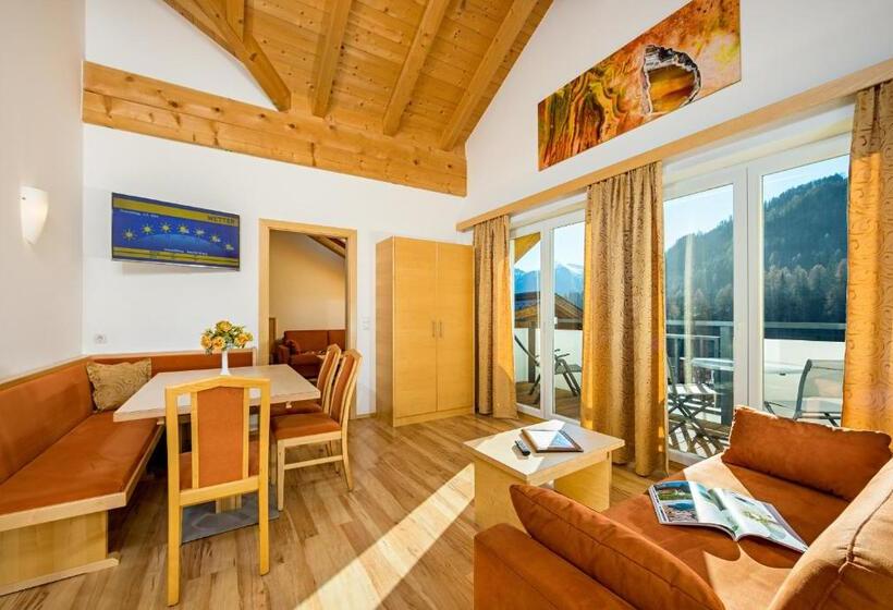 Апартаменты 2 Спальни, Aparthotel Alpendiamant Serfaus Wachter Gmbh