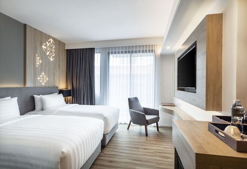 Номер Deluxe, Amber Pattaya