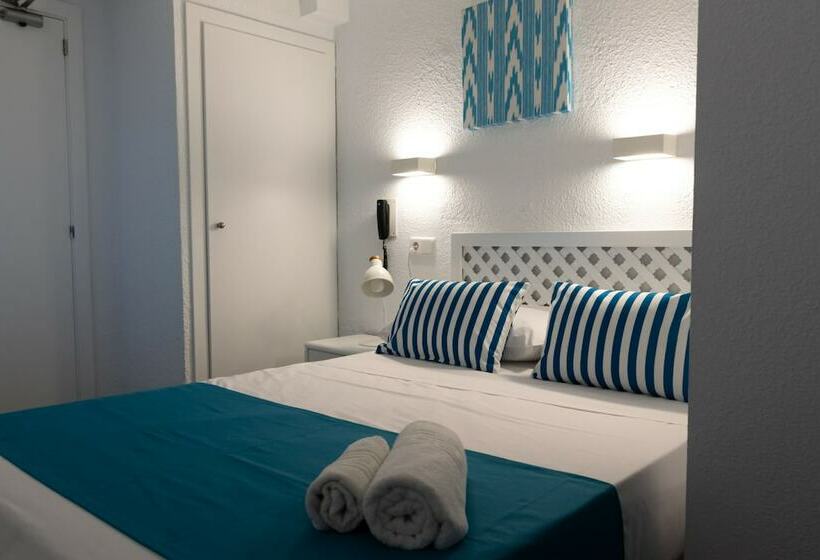 Standard Yhden Hengen Huone, Blue Sea Mediodia