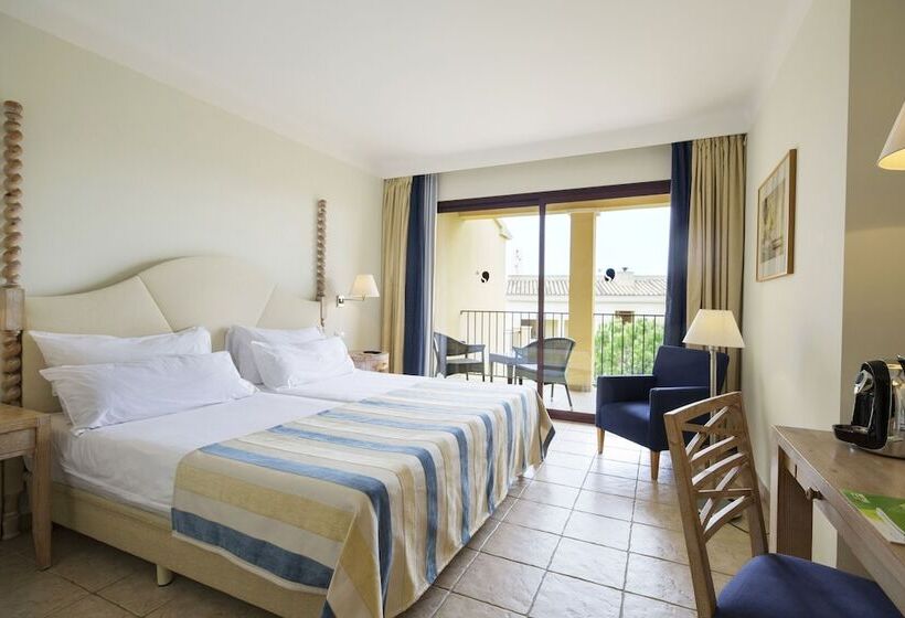 Quarto Superior, Robinson Cala Serena