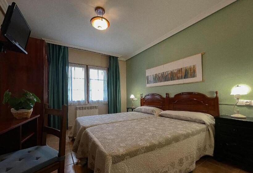 Quarto Triplo Estandar, Rural La Ruta De Cabrales