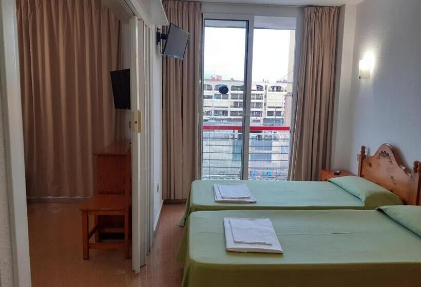 经济四人房间, Apartaments Mar Blau Calella
