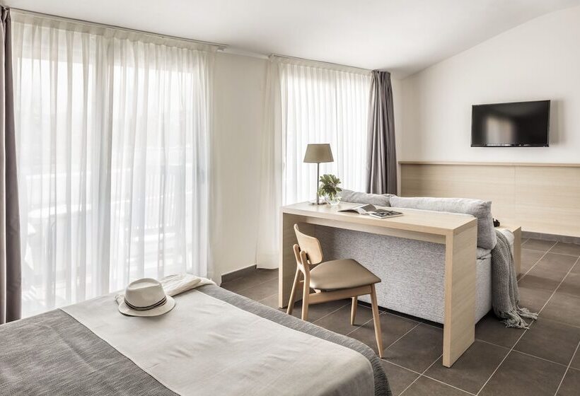 小型套房, Aqua Hotel Aquamarina & Spa
