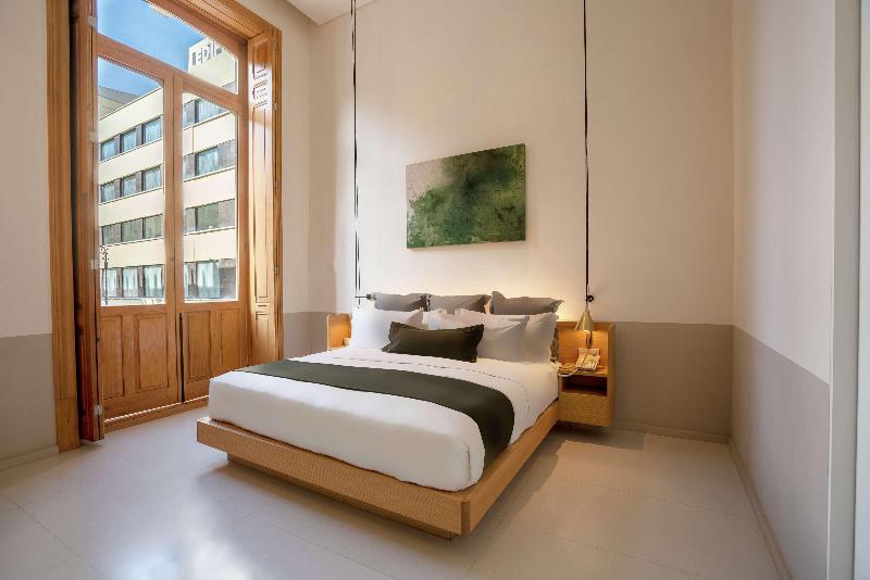 家庭间, Aqua Hotel Aquamarina & Spa