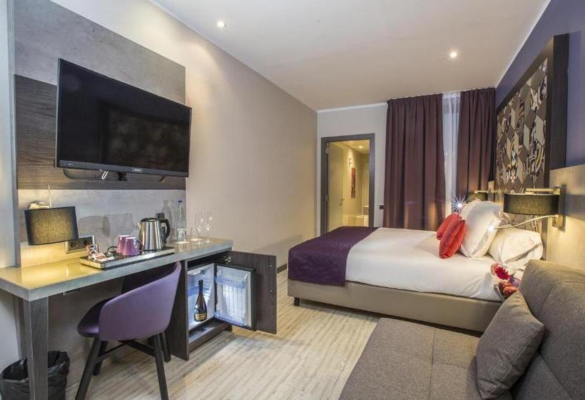 Трехместный Номер Superior, Leonardo Hotel Barcelona Las Ramblas