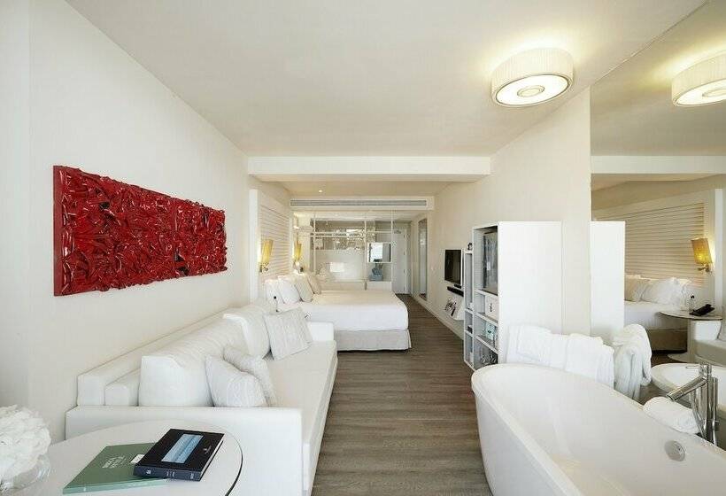 Suite Superior, Me Ibiza   The Leading Hotels Of The World