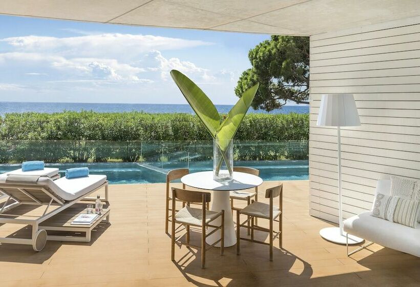 Suite con Piscina, Me Ibiza   The Leading Hotels Of The World