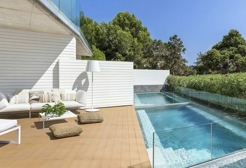 Suite con Piscina, Me Ibiza   The Leading Hotels Of The World