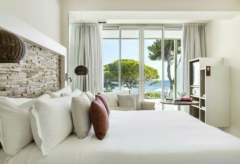 Quarto Estandar Vista Mar com Terraço, Me Ibiza   The Leading Hotels Of The World