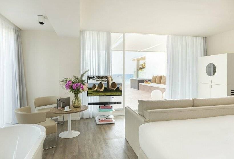 Suite Vista Mar, Me Ibiza   The Leading Hotels Of The World