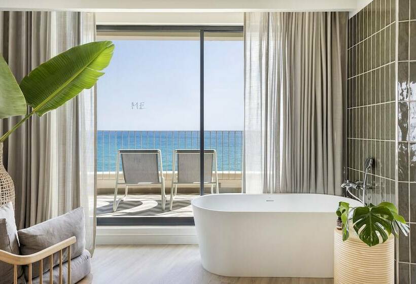 海景套房, Me Sitges Terramar