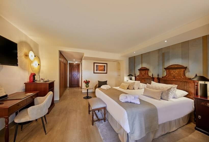 اتاق لوکس با چشم‌انداز باغ, Secrets Mallorca Villamil Resort & Spa   Adults Only
