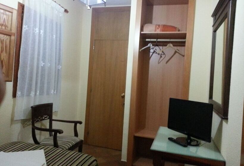 اتاق استاندارد یک نفره, Almona