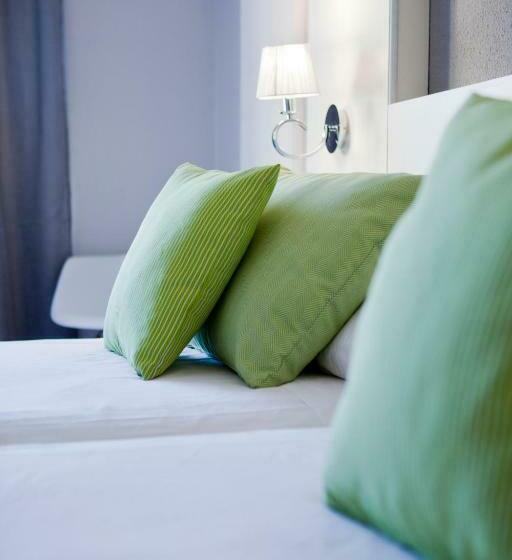 Quarto standard, Mir Octavio