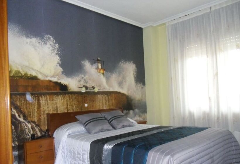 Standard Room, Noray