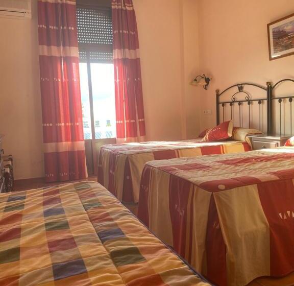 Quarto Triplo Standart, Meson Fuente Del Pino