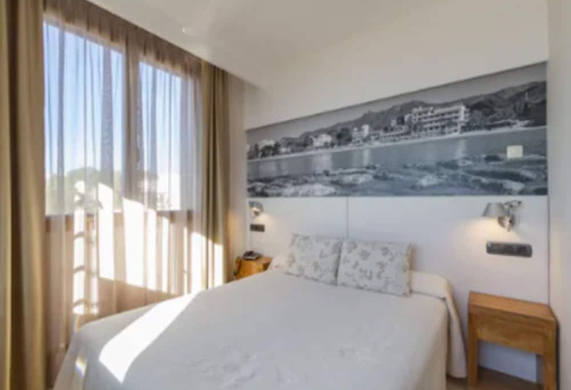 Номер Стандарт Вид на Горы, Voramar