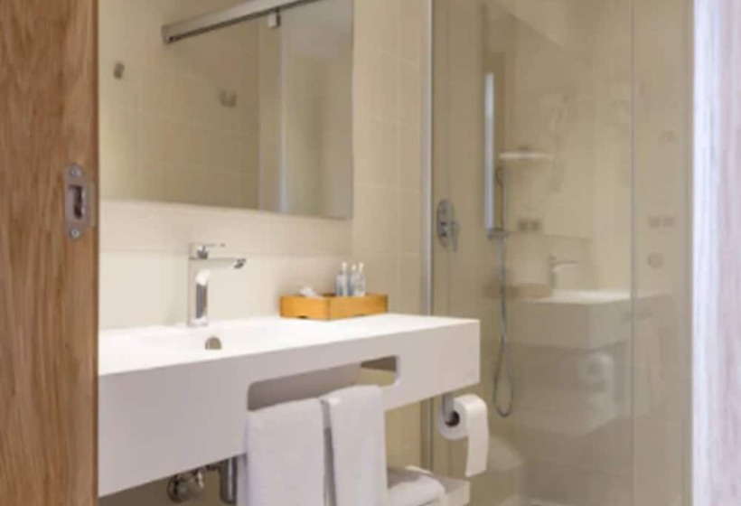 Quarto Basic, Voramar