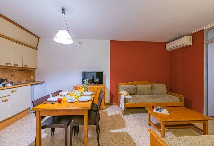 Апартаменты 2 Спальни, Xon S Platja Ha
