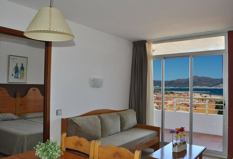 Апартаменты 2 Спальни, Xon S Platja Ha