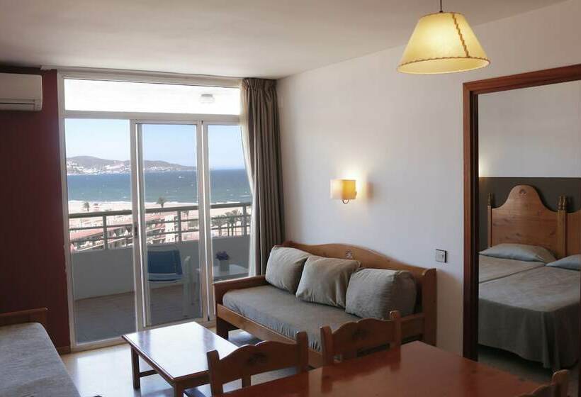 Апартаменты 3 Спальни, Xon S Platja Ha