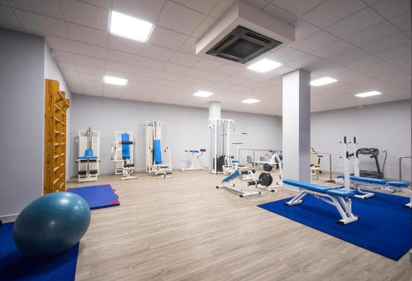 اتاق استاندارد چهار تخته, Auditorio Santiago & Spa