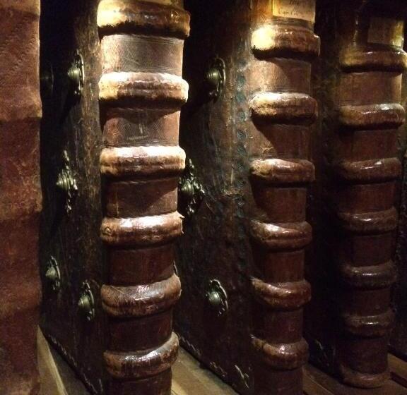 Президентский Люкс, Hostería Del Monasterio De San Millan