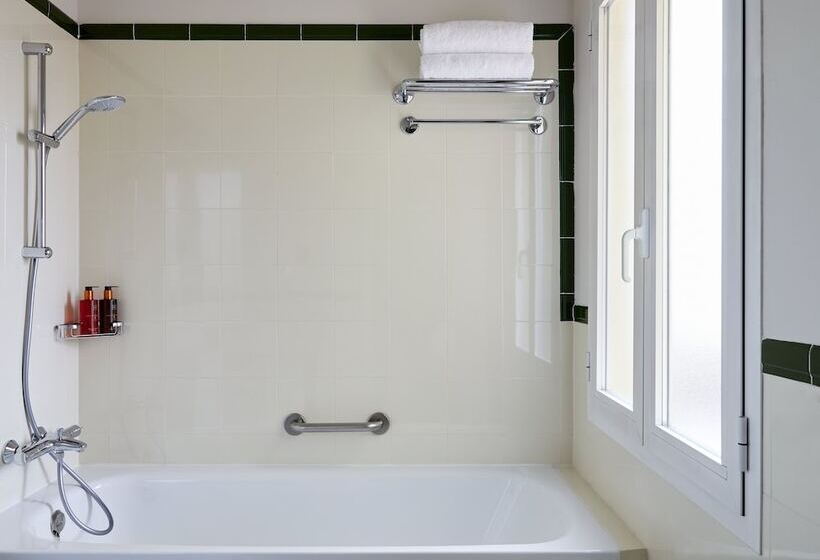 اتاق استاندارد با تخت دوبل, Indigo Madrid   Princesa, An Ihg