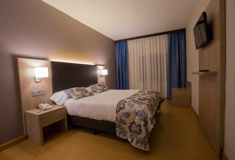 Habitación Estándar, Valentin