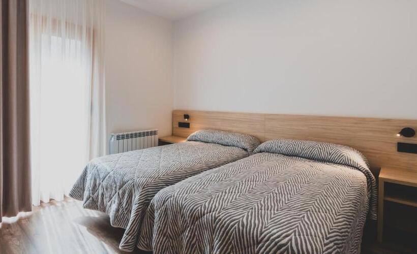 Номер Стандарт, Jardi Apartaments