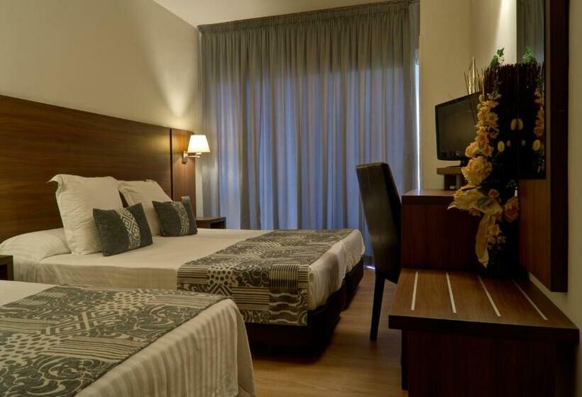 اتاق استاندارد سه نفره, Golden Acqua Salou