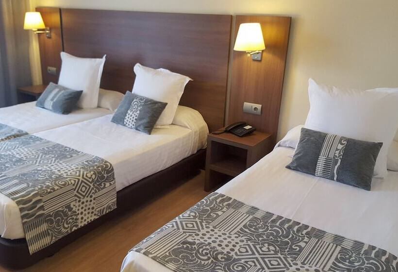 اتاق استاندارد سه نفره, Golden Acqua Salou