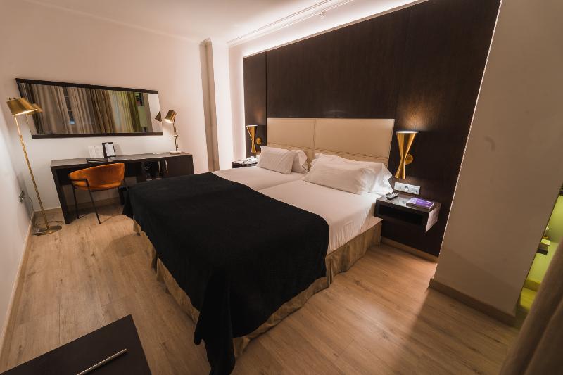 חדר סופריור, Taburiente S.C.Tenerife