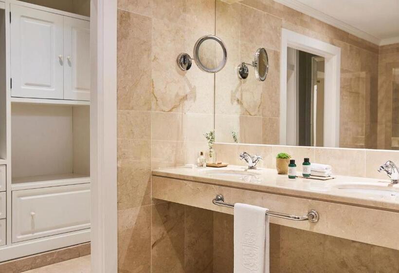 Полулюкс, Marbella Club Hotel · Golf Resort & Spa