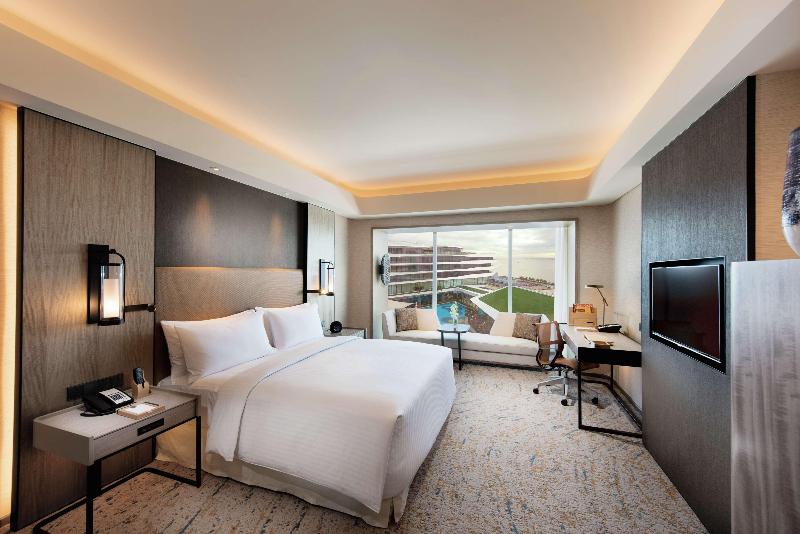家庭间, Sercotel Hotel President