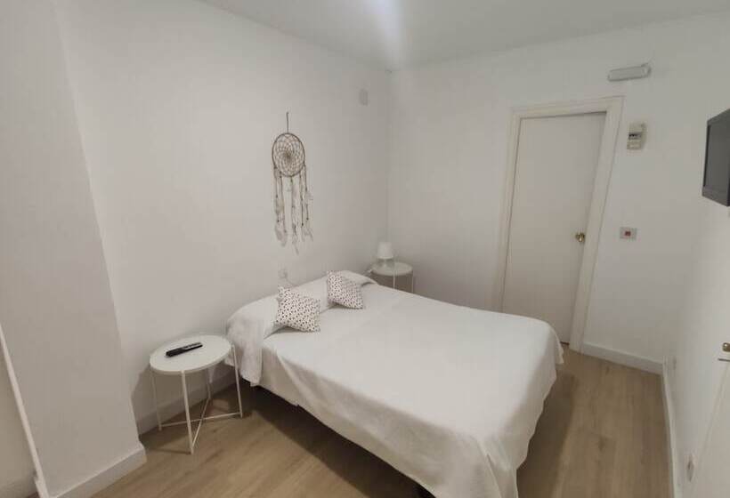 اتاق استاندارد, Hostal Sol