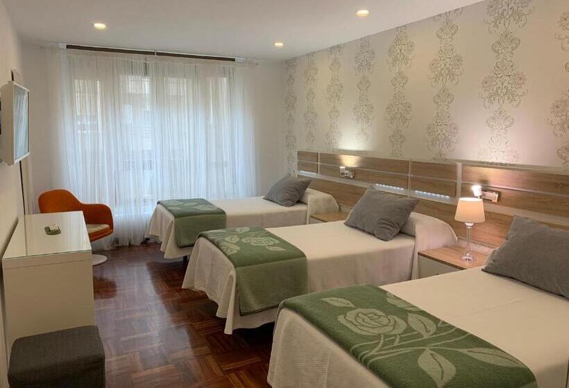 스탠다드 트리플 룸, Hostal San Fernando