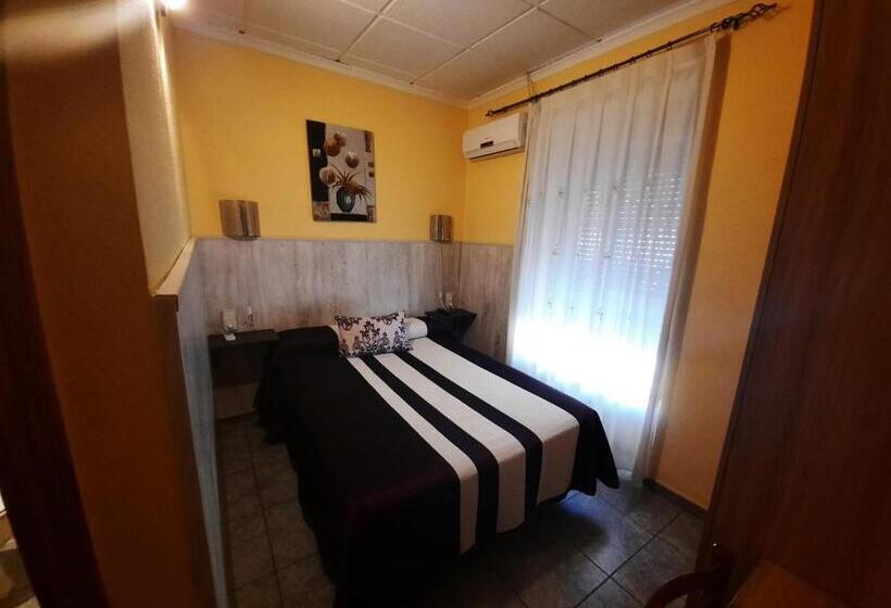 اتاق استاندارد, Hostal Alba