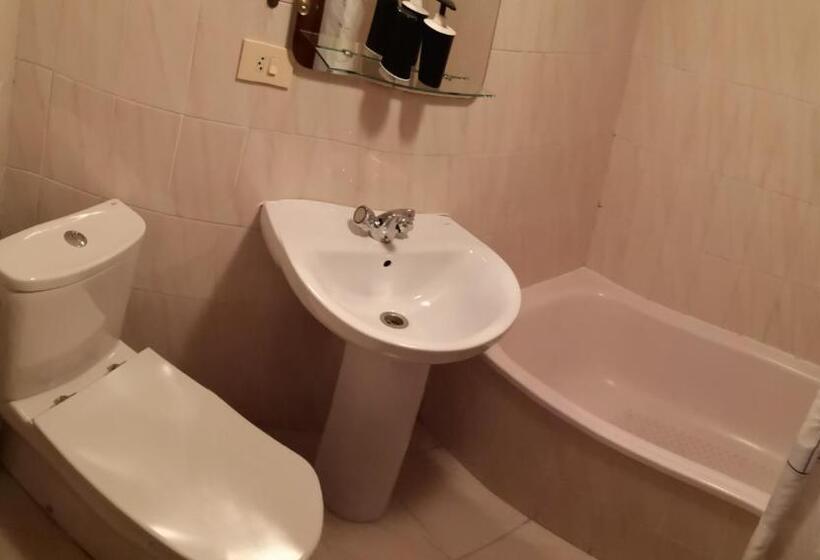 חדר סטנדרט לשלושה, Hostal Campoamor