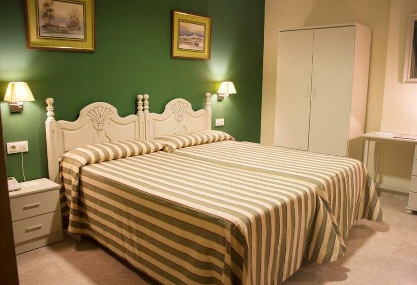 Номер Стандарт, Hostal Carmen