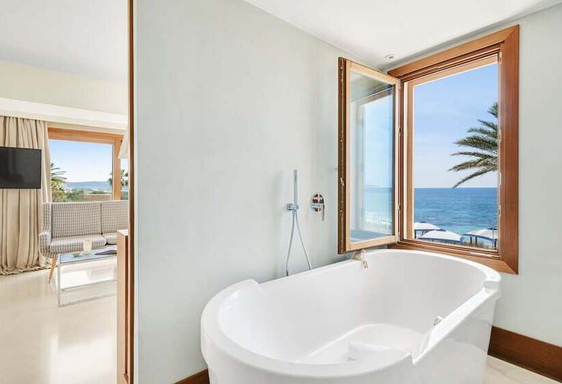 استودیوی استاندارد با چشم‌انداز دریا, Gecko Hotel & Beach Club, A Small Luxury Hotel Of The World