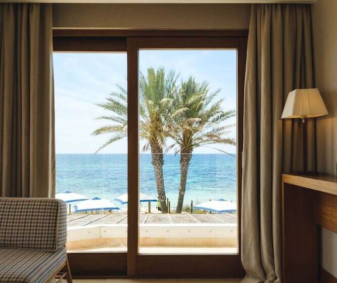 استودیوی استاندارد با چشم‌انداز دریا, Gecko Hotel & Beach Club, A Small Luxury Hotel Of The World