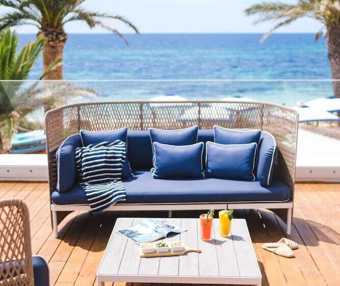 استودیوی استاندارد با چشم‌انداز دریا, Gecko Hotel & Beach Club, A Small Luxury Hotel Of The World