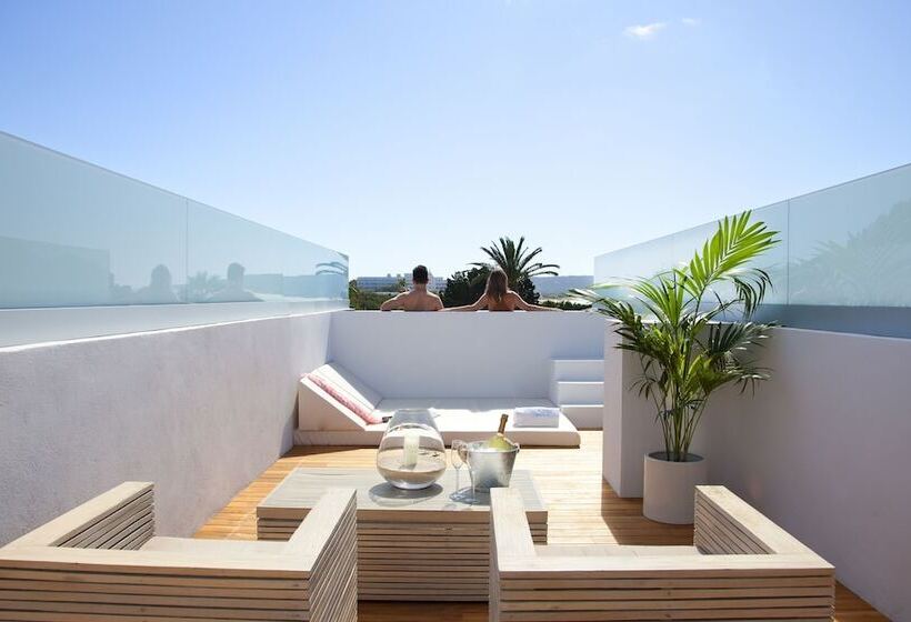اتاق لوکس با چشم‌انداز دریا, Gecko Hotel & Beach Club, A Small Luxury Hotel Of The World