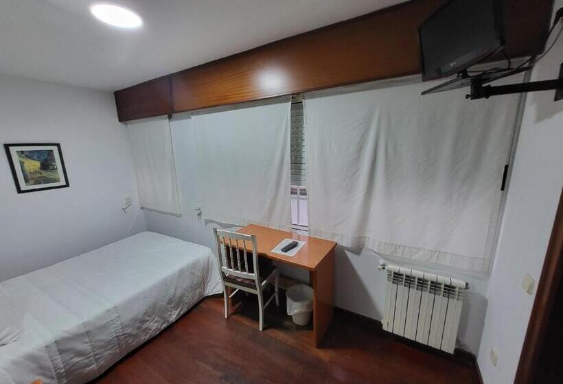 Habitación Estándar, Hostal La Frontera