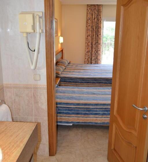 Номер Стандарт, Hostal Leo D Or
