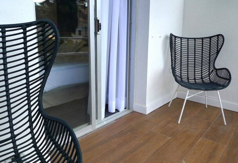 اتاق استاندارد یک نفره, La Concha Soul Boutique