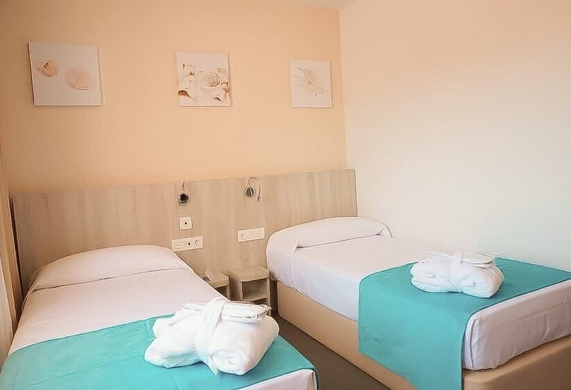اتاق استاندارد با چشم‌انداز باغ, Sol De Jávea