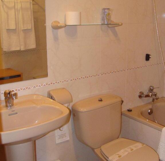 Quarto Estandar, El Bouquet